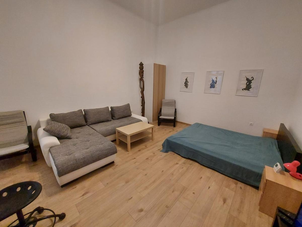 Apartament The Only Way Is Up! Budapeszt Zewnętrze zdjęcie